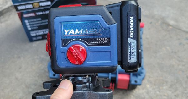 Mua máy cân bằng laser 2 tia xanh chính hãng tại Yamasu