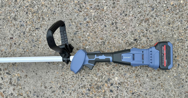 Những lưu ý khi sử dụng máy cắt cỏ.