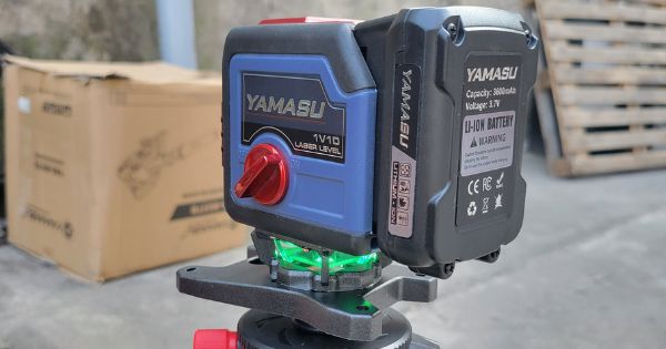 Tiêu chí đánh giá máy cân bằng laser 2 tia xanh