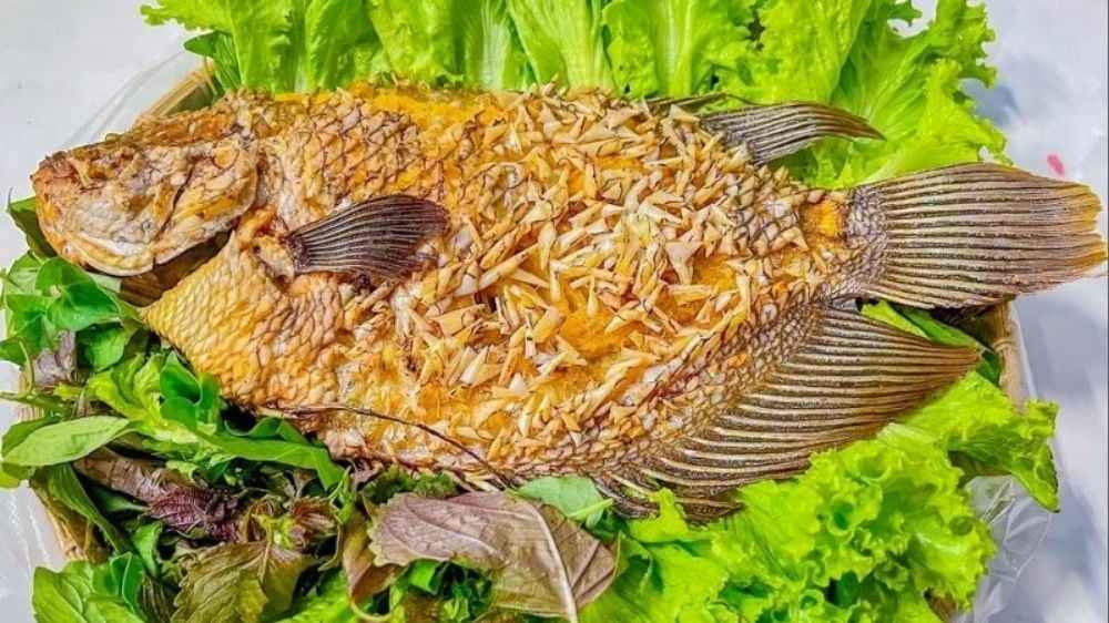 Cá tai tượng chiên xù tại Cù lao Thới Sơn