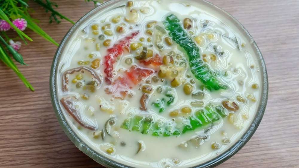 Chè đậu xanh nước cốt dừa