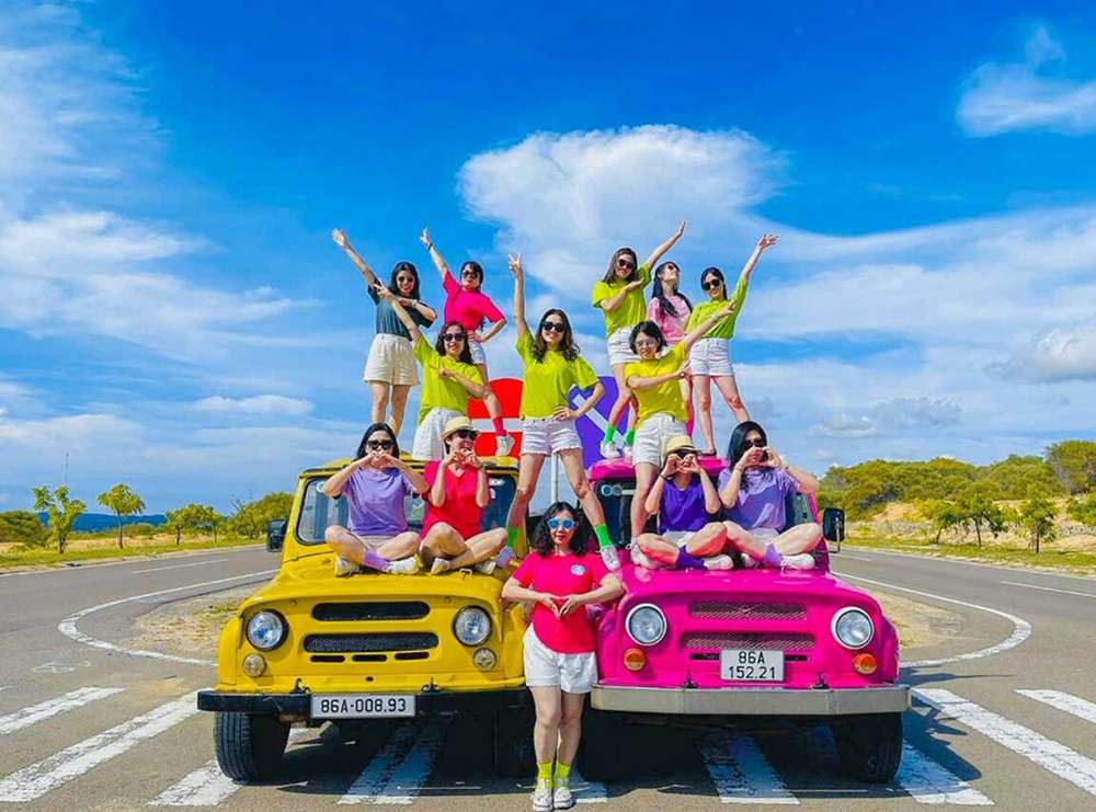 Check-in sống ảo tại đồi cát bay