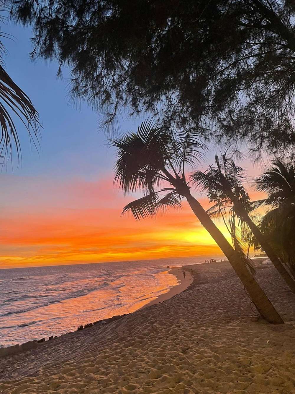 Khung cảnh biển lúc về chiều