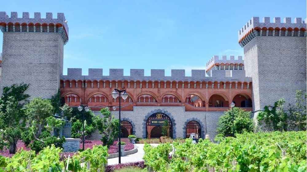 Lâu đài rượu vang RD thu hút du khách