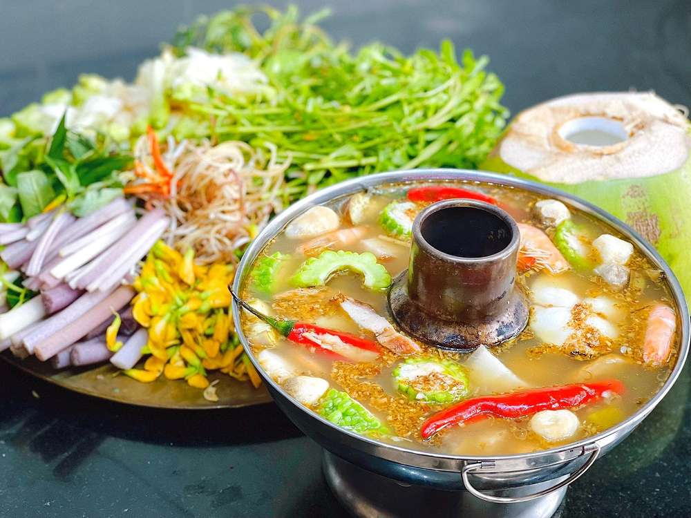 Lẩu mắm Châu Đốc