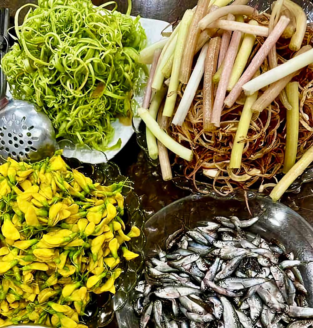 Các nguyên liệu chế biến món canh chua cá linh