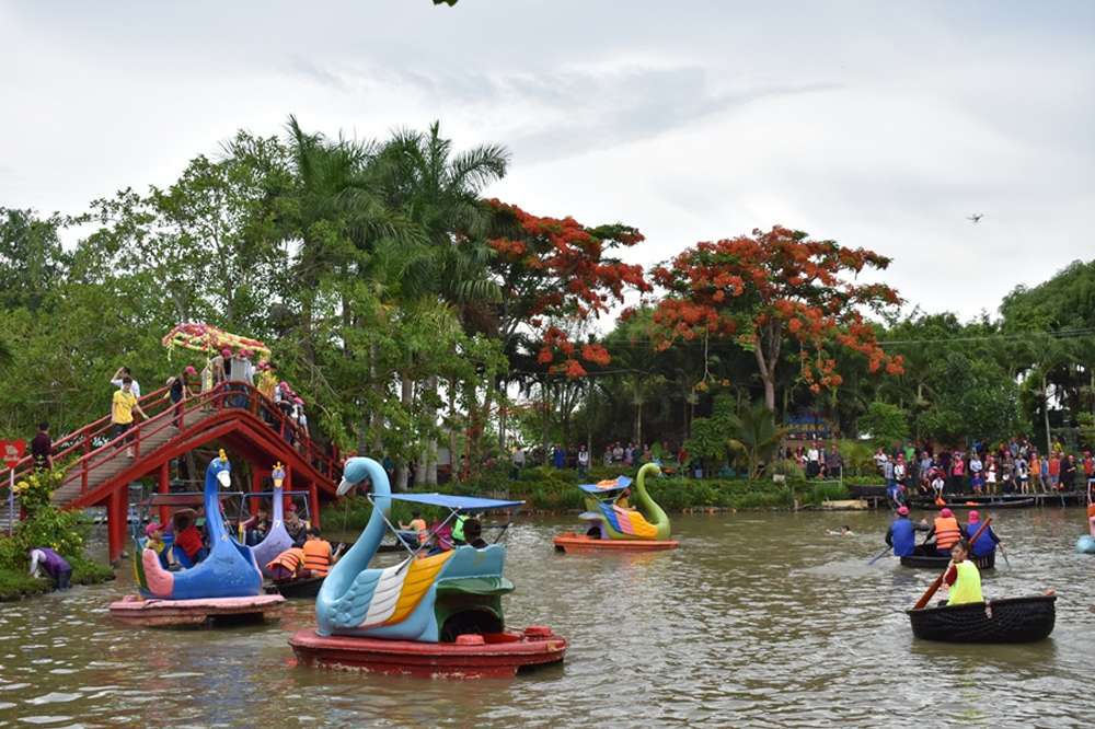 Khu du lịch Vinh Sang với nhiều khu vực và trò chơi hấp dẫn