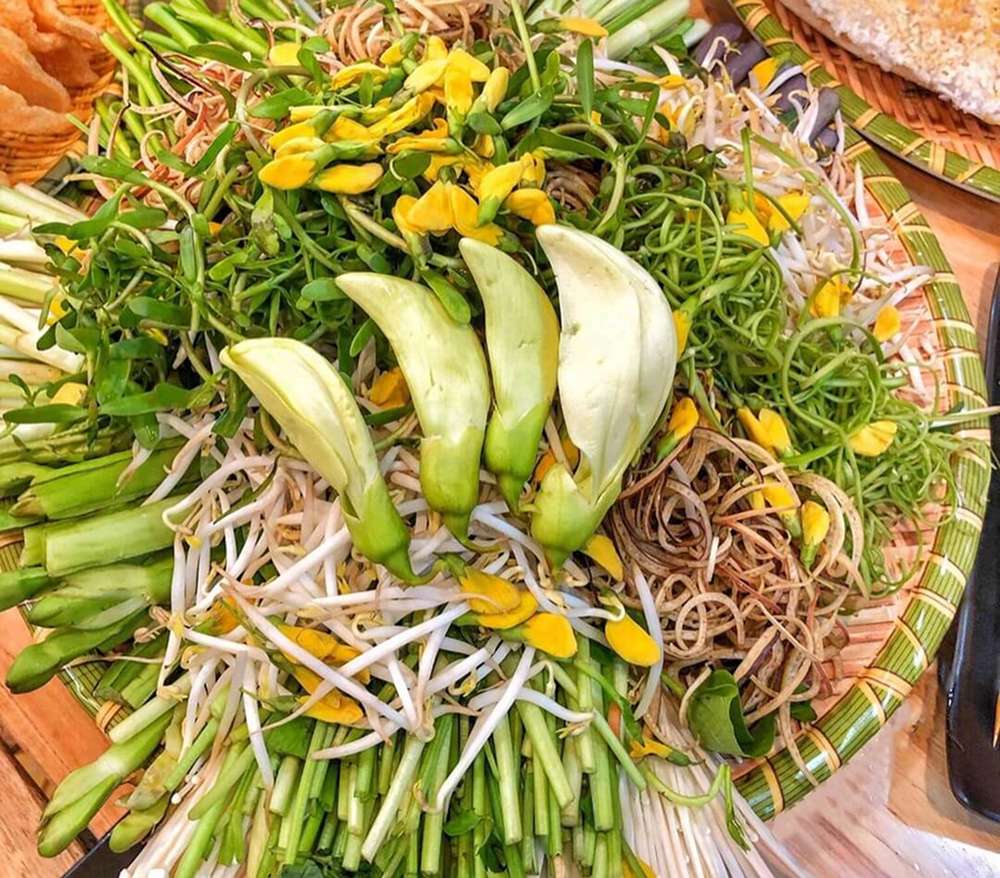 Rau ăn kèm đặc trưng miền Tây