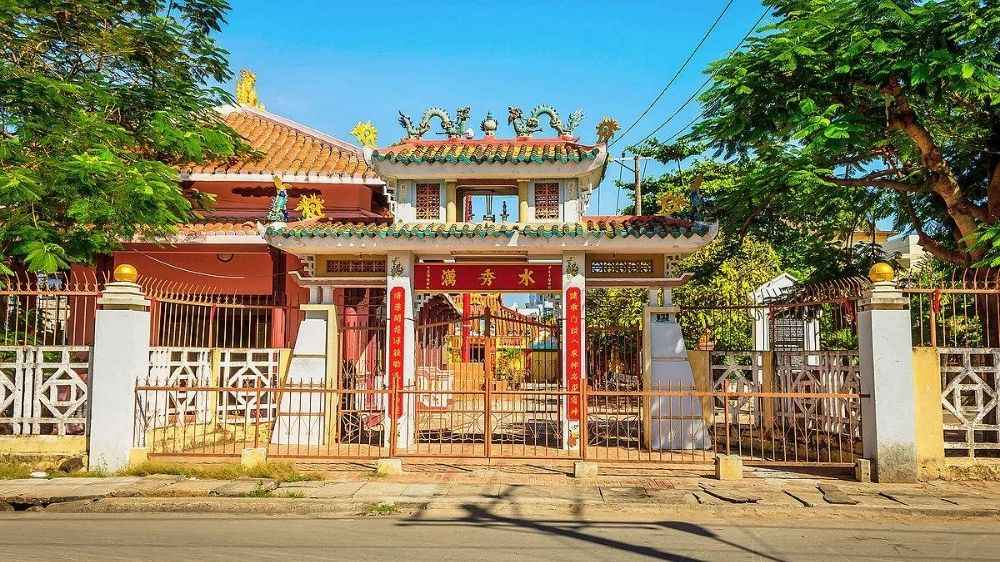 Dinh Vạn Thủy Tú nằm ở đâu?