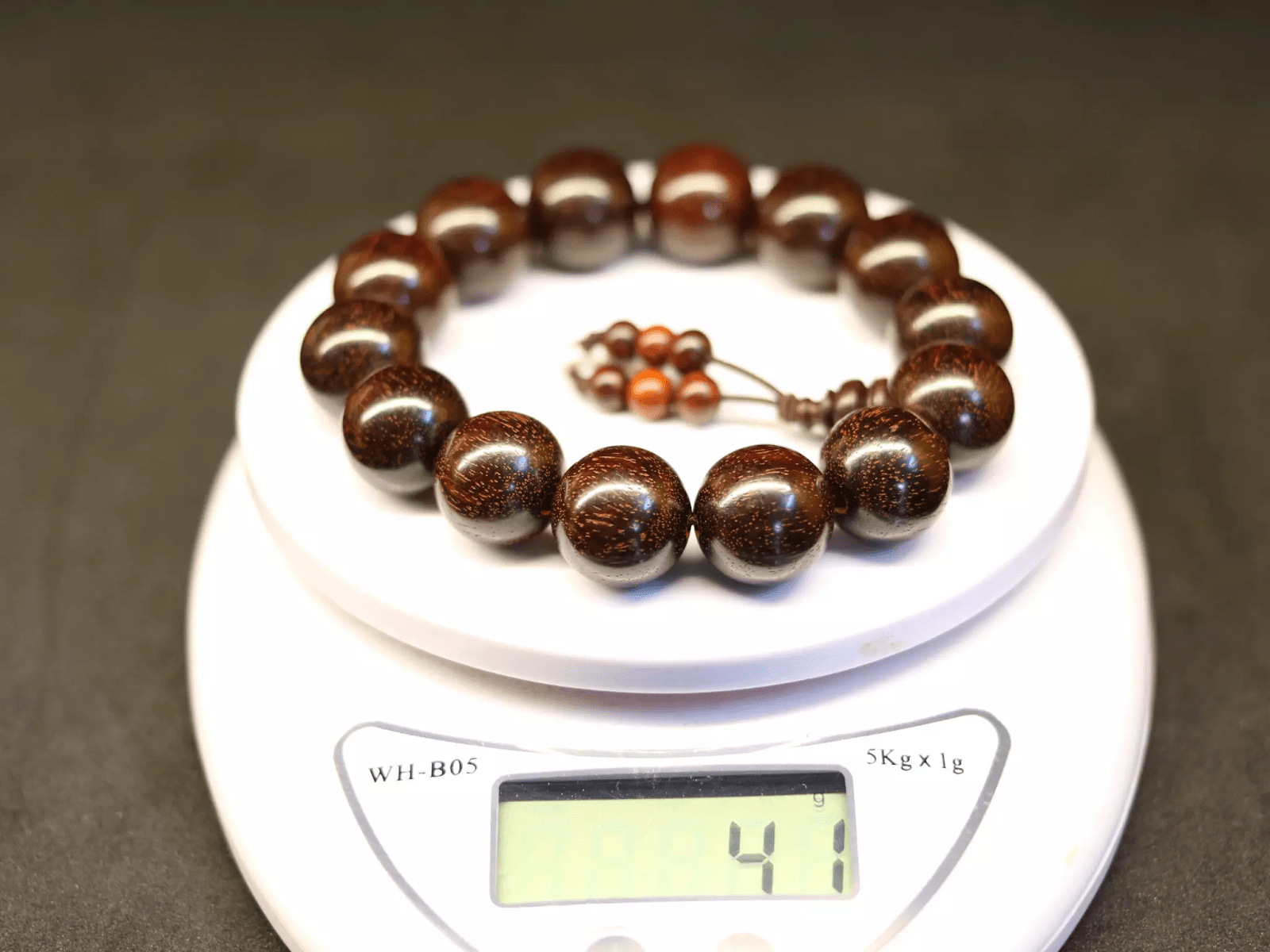 05 Cách Nhận Biết Gỗ Tử Đàn Để Tránh Mua Phải Sản Phẩm Kém Chất Lượng