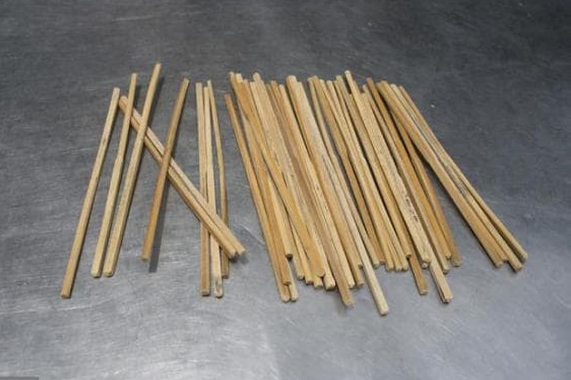 Nguyên nhân đũa tre bị mốc