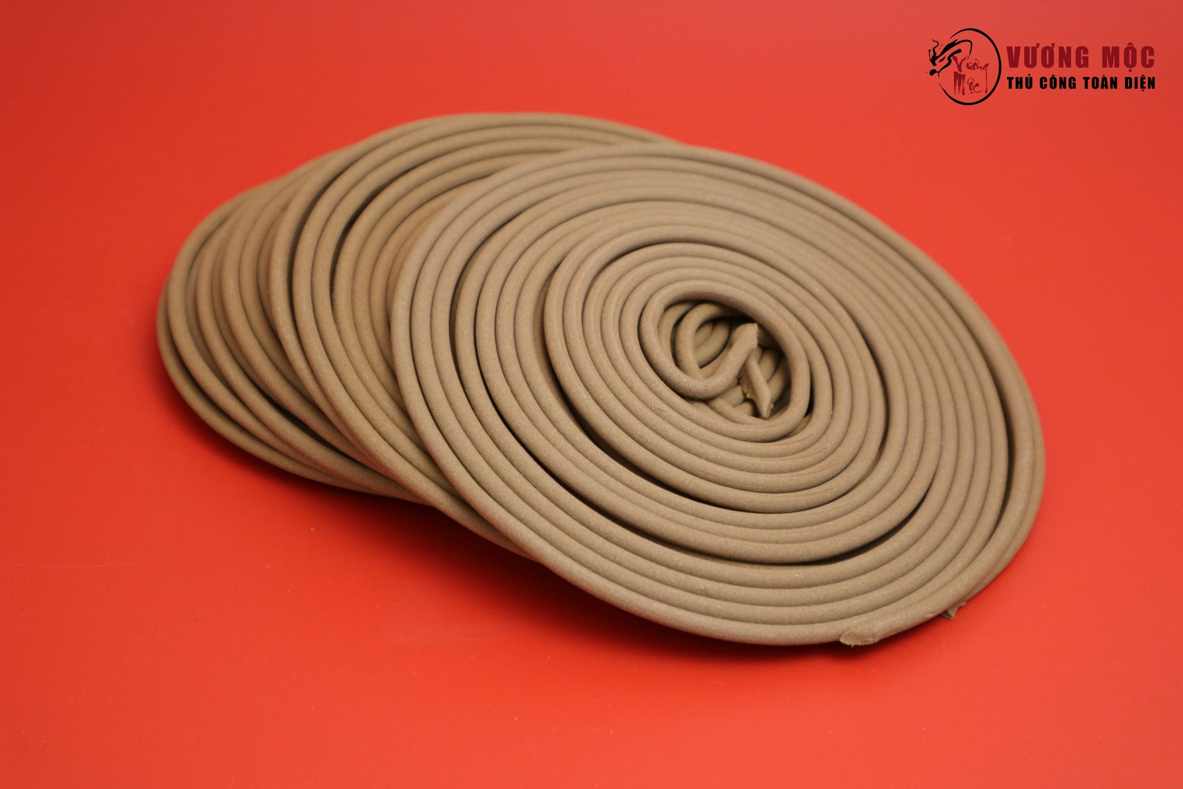 nhang-vong-tram-huong-24h