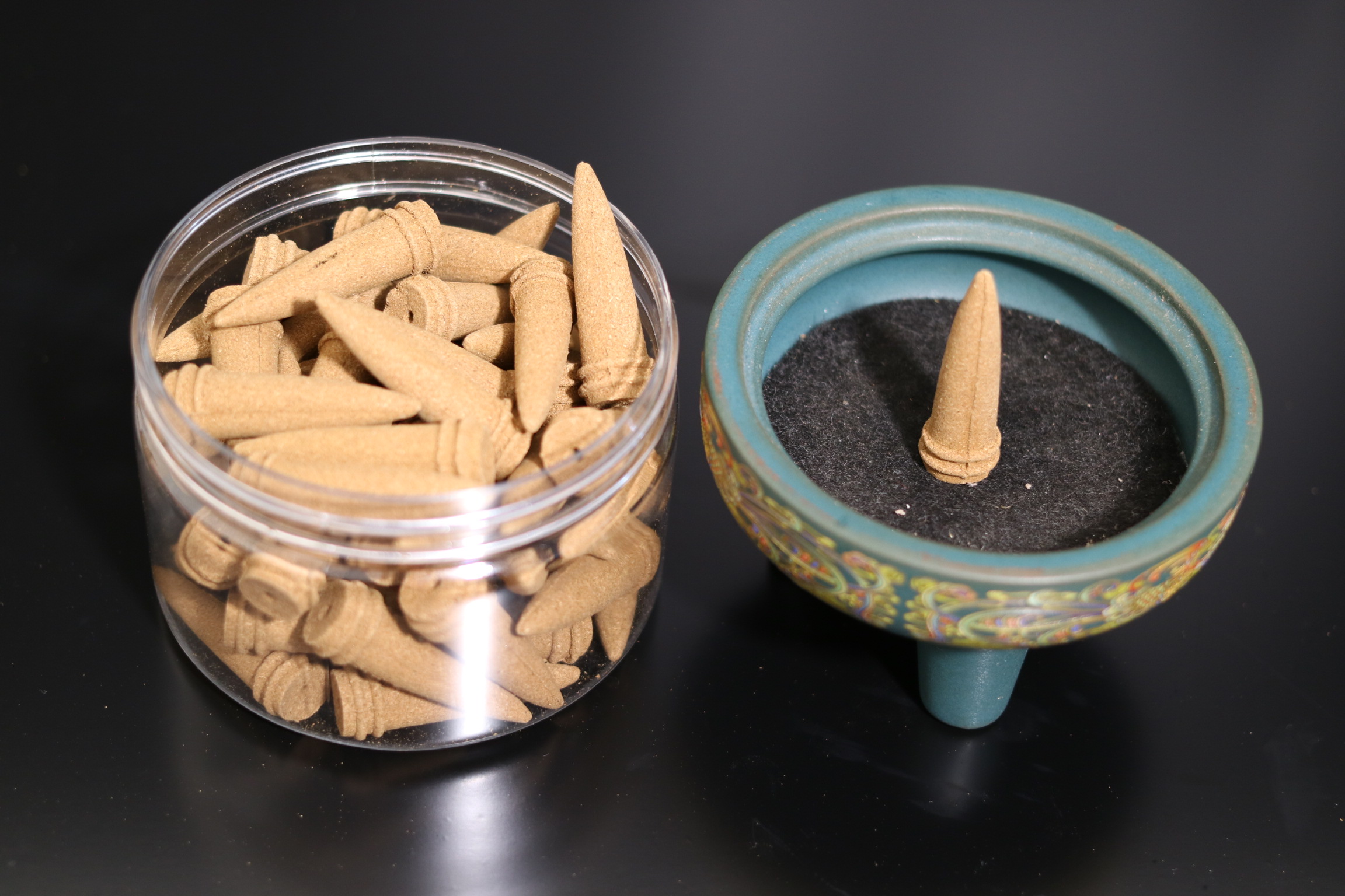 Mua nhang trầm hương đuổi muỗi chất lượng tại Đồ gỗ Vương Mộc