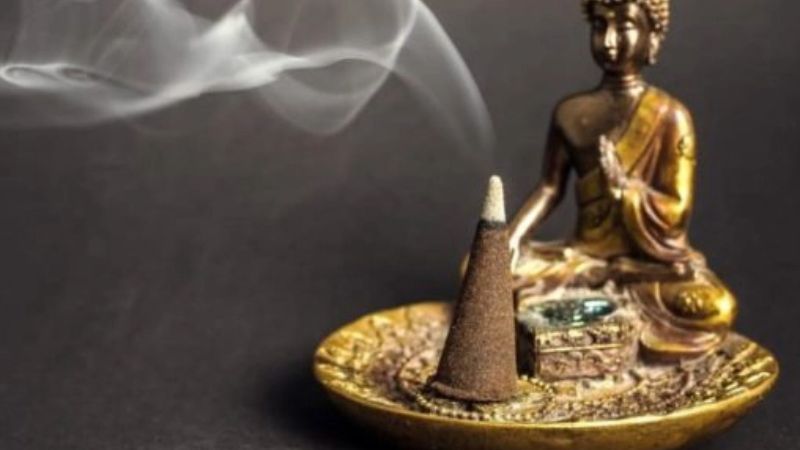 Trầm hương có tác dụng đuổi muỗi rất tốt, được sử dụng như một hương liệu để xua đuổi muỗi, côn trùng.