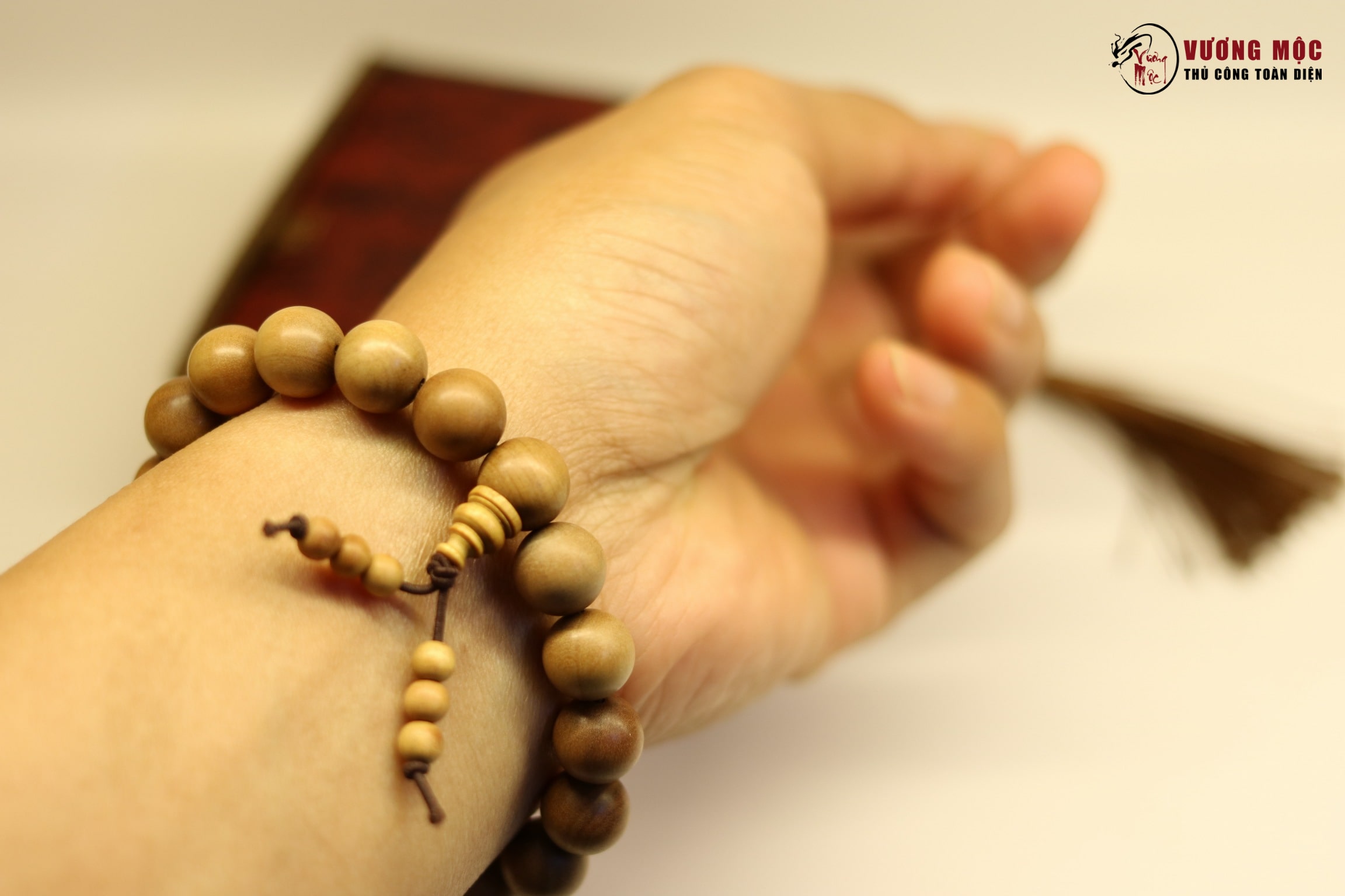 vong-go-dan-huong-an-do-10mm-19-hat