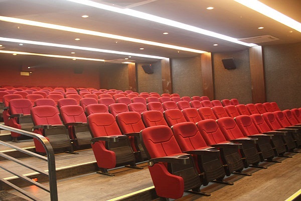 ghế hội trường giá rẻ có bàn viết