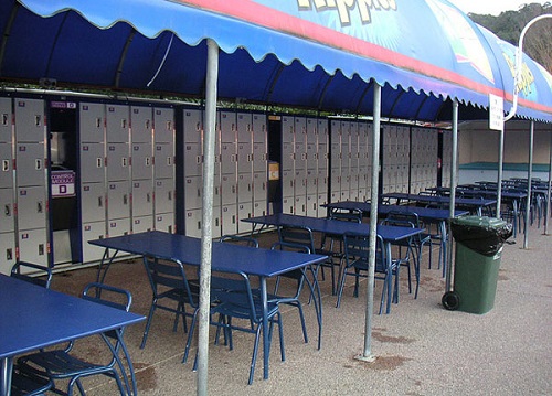 tủ locker bằng sắt xuân hòa