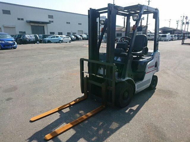 Tại TFV cung cấp những mẫu xe nâng cũ đẹp và chất lượng nhất.