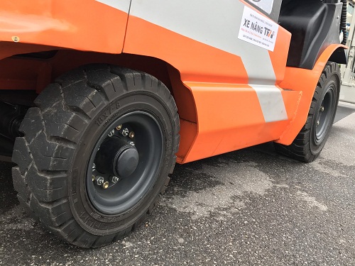 Bánh xe Xe nâng kéo đẩy (Push/pull) Kion Baoli KBE25.