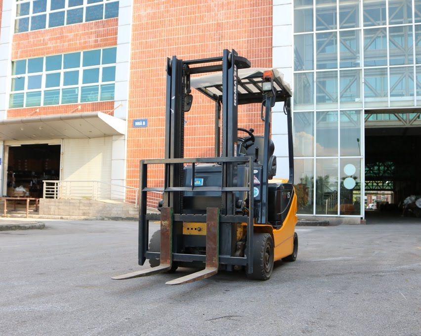 Thanh lý xe cũ giúp tái sử dụng và tiết kiệm chi phí