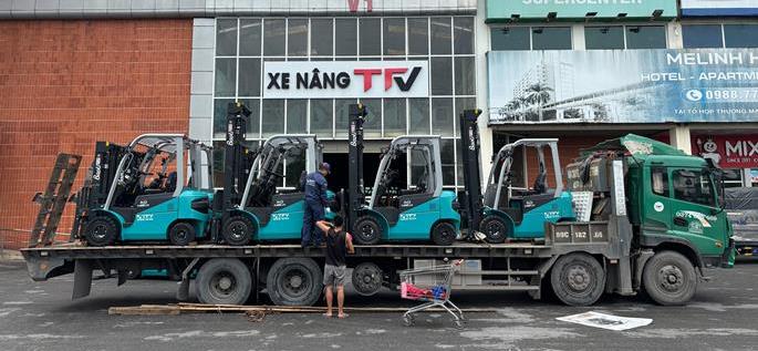 Bàn giao xe nâng Baoli từ TFV Industries
