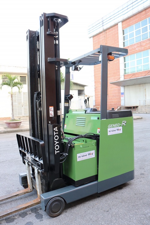Ứng dụng của ắc quy lithium trong xe nâng hàng