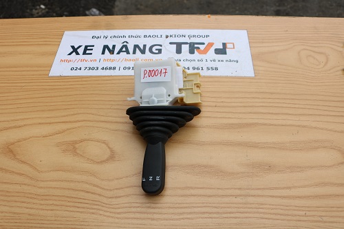 Bộ cần số tiến lùi xe nâng Toyota model 8FD10~30,8FG10~30 mã 57460-26630-71. Mã P.00017