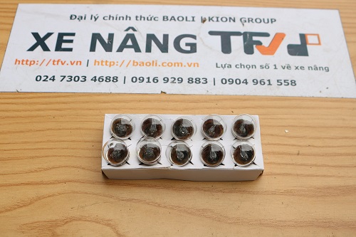Bóng đèn dây tóc xe nâng Toyota 48V/10W hiệu Folangsi