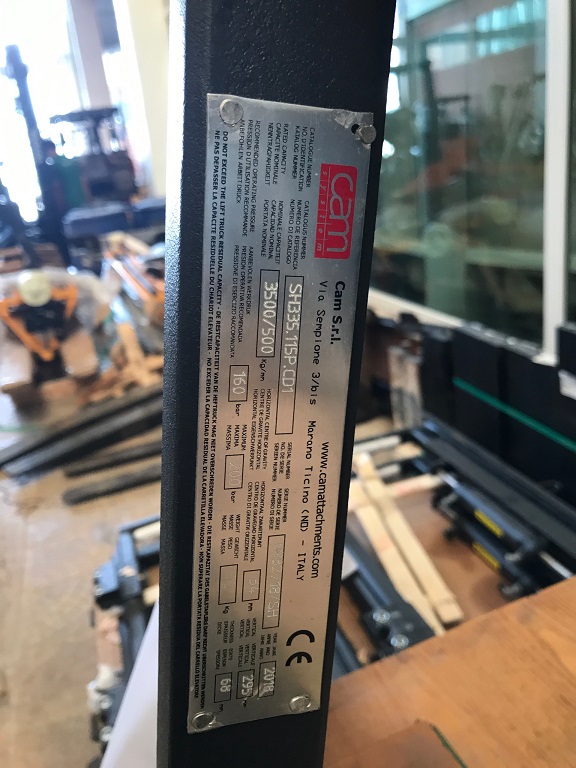 Dịch ngang xe nâng hiệu Cam - Italy, 2.5 tấn- 3.0 tấn có sẵn hàng