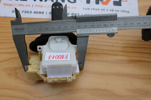 Bộ cần số tiến lùi xe nâng Toyota model 8FD10~30,8FG10~30 mã 57460-26630-71. Mã P.00017