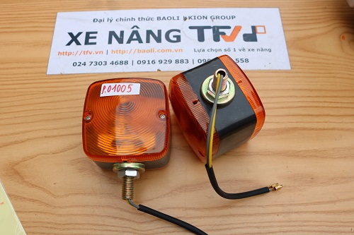 Cụm đèn pha xe nâng 48V mã LL19-304A hàng mới 100%. Mã P.01005