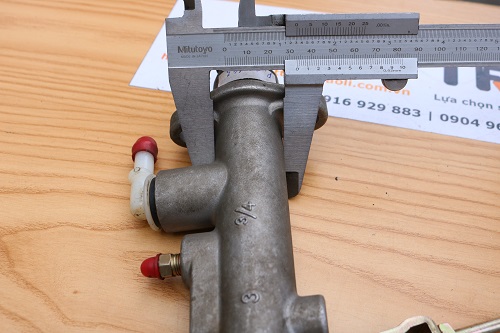 Tổng phanh xe nâng Komatsu, TCM model FD20 - 30T6/C6/T7/Cmã 239A5-40102.