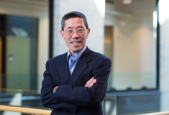 Yet-Ming Chiang là một nhà khoa học vật liệu và kỹ sư người Mỹ gốc Đài Loan