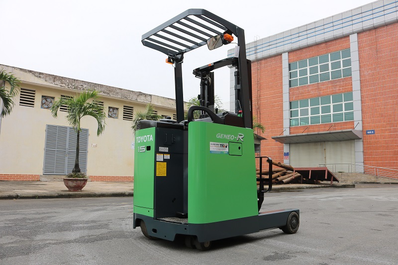 Xe nâng điện có nhiều kích thước khác nhau