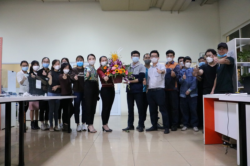 Đại dịch Covid nhưng vẫn không quên chúc mừng ngày lễ 8-3 của phái đẹp