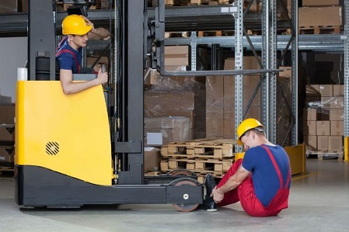 Tai nạn xe nâng là vấn đề nhức nhối của nhiều doanh nghiệp