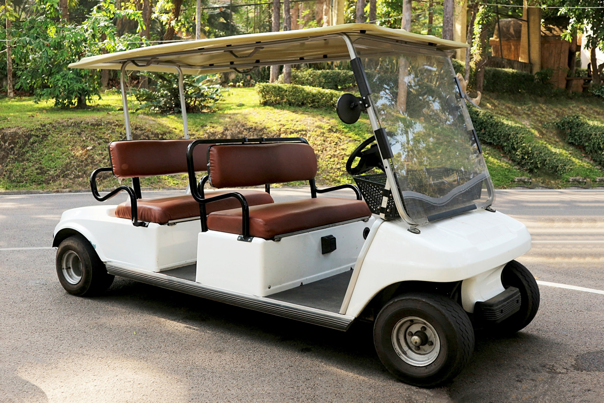 Sạc ắc quy cho xe điện, xe golf đúng cách kéo dài tuổi thọ của ắc quy