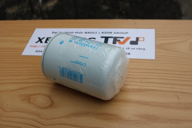 Lọc dầu thủy lực xe nâng P551551 hiệu Donaldson. Hàng mới 100%