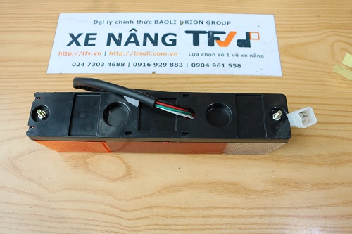 Cụm đèn hậu xe nâng Toyota 5FD30 mã HS-LL004 hàng mới 100%