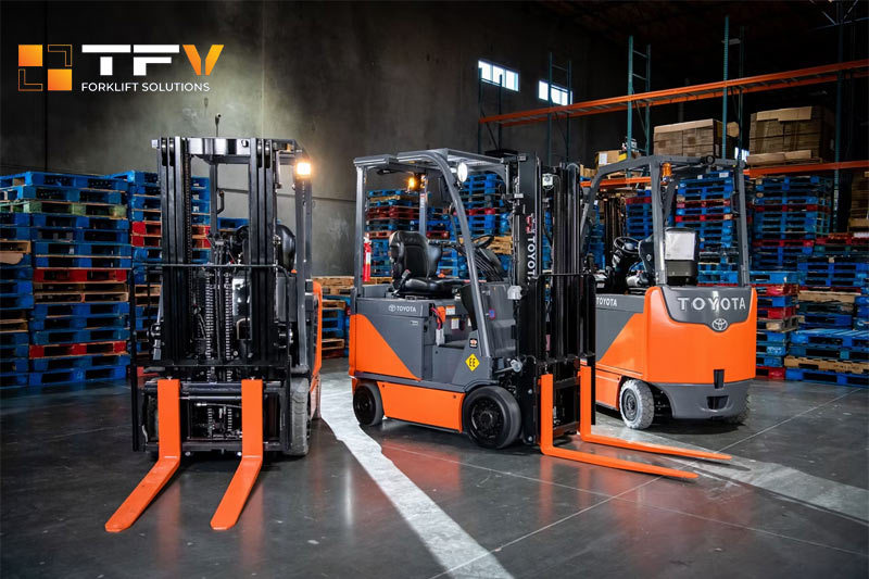 Thuê xe nâng và mua xe nâng trả góp đều có nhược điểm, rủi ro