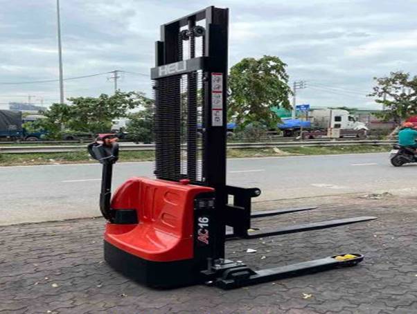 Xe nâng điện Stacker 1.6 tấn, 2.0 tấn Heli CDD16/20J-K