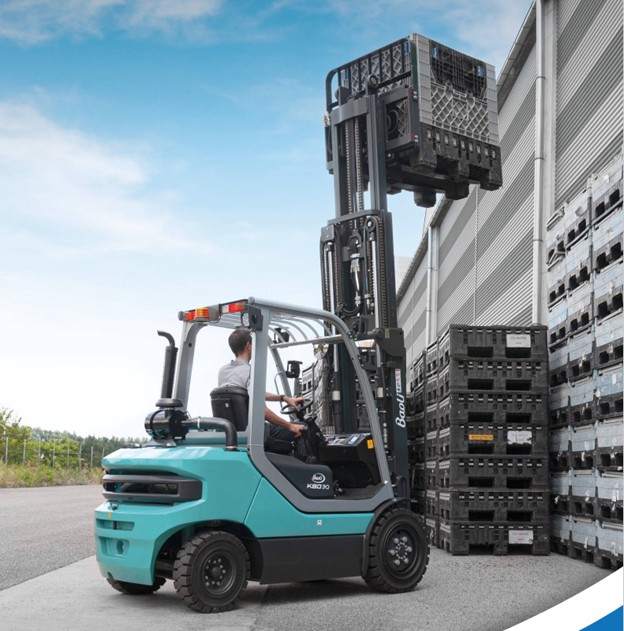 Xe nâng dầu Baoli