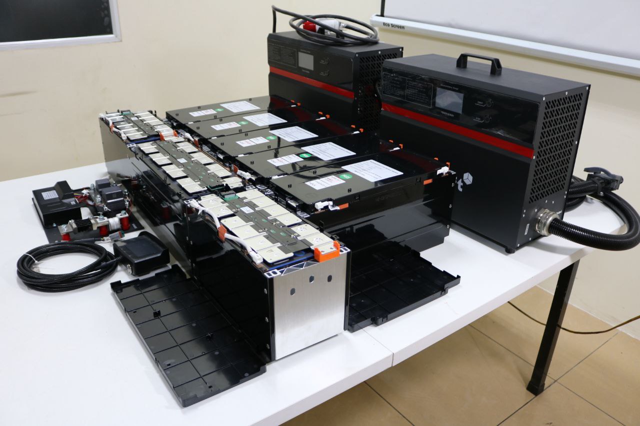 Pin Lithium Interlift - Module và sạc