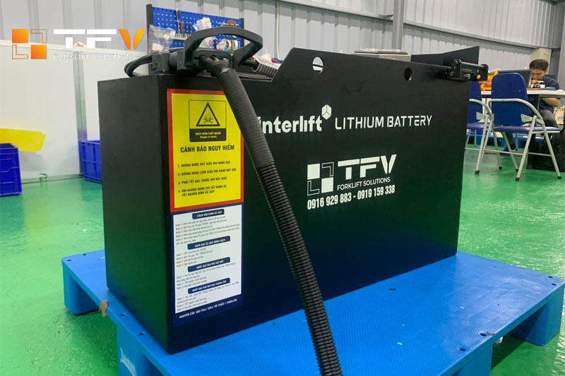 Pin Lithium xe nâng