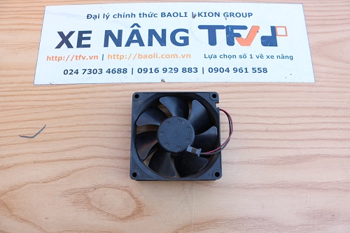 Quạt tản nhiệt motor xe nâng điện 24V hiệu Nidec. Mã P.00451