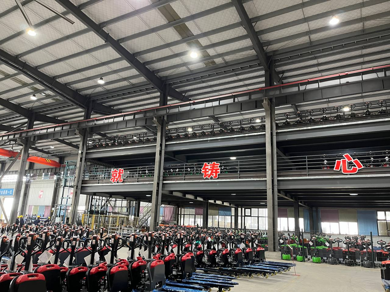 100% các sản phẩm của Interlift đến từ các OEM