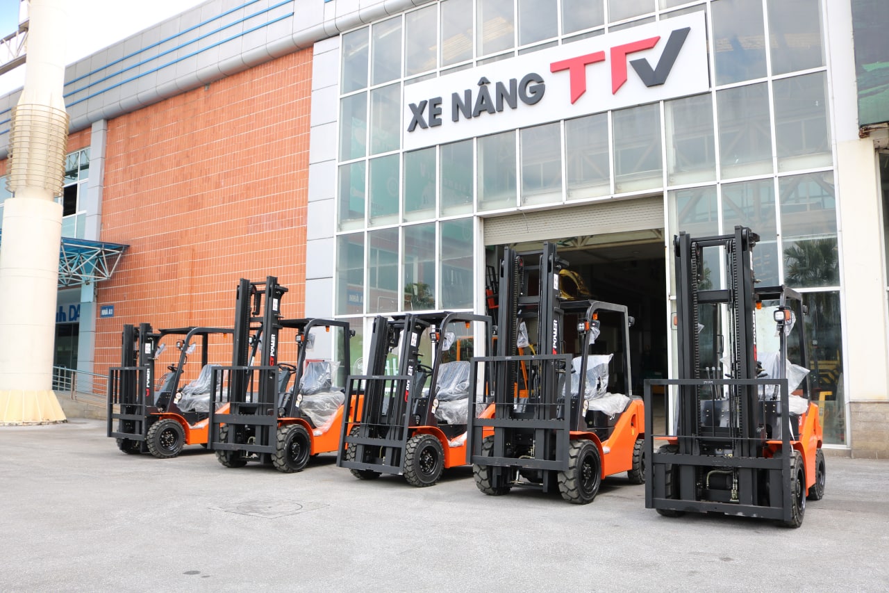 Xe nâng CT Tại TFV