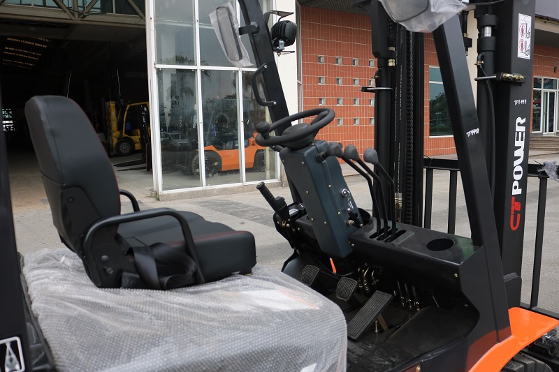 Ghế xe nâng dầu 2.5 tấn CT Power FD25 TL Series