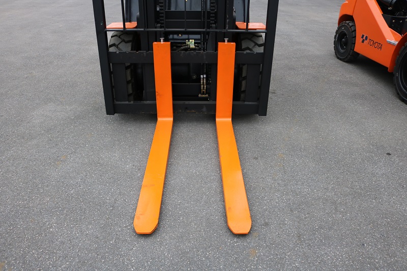 Càng xe nâng dầu 3.0 tấn CT Power FD30 TL Series