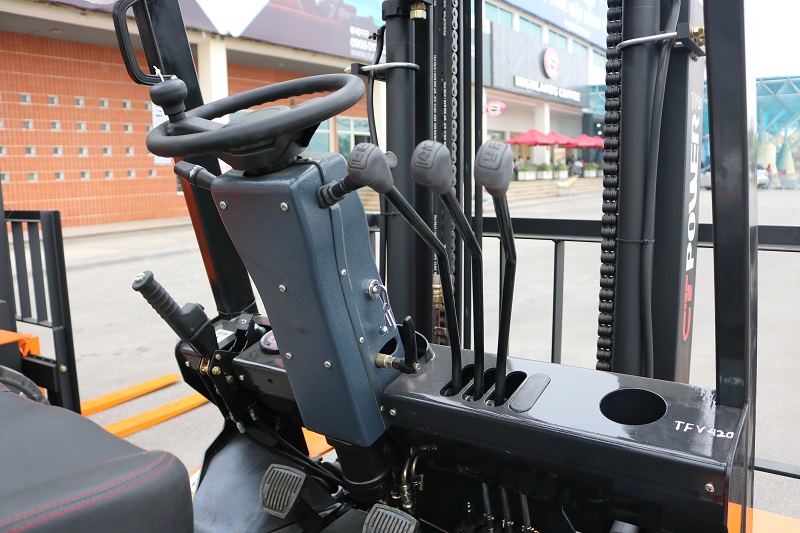 Vô lăng xe nâng dầu 3.0 tấn CT Power FD30 TL Series